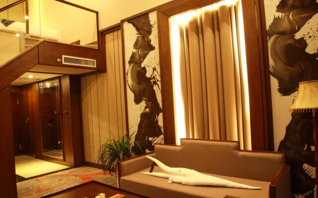 Riverside Luxury Hotel