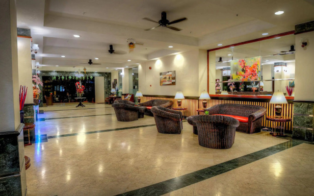 Leisure Cove Hotel & Apartments
