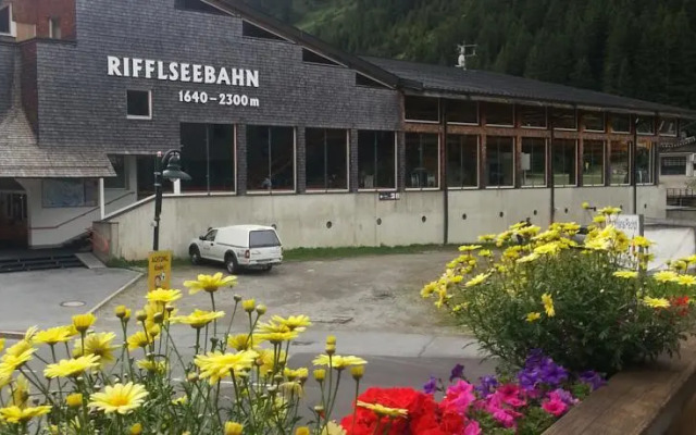 Alpinhotel Zirbenhof