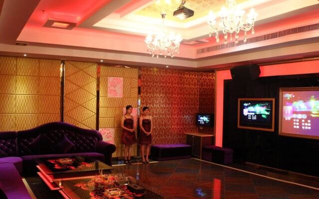 Garden Hotel