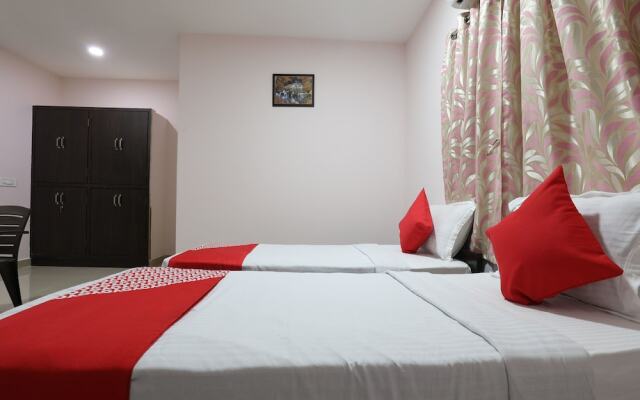 OYO 17279 Royal Inn Hotel