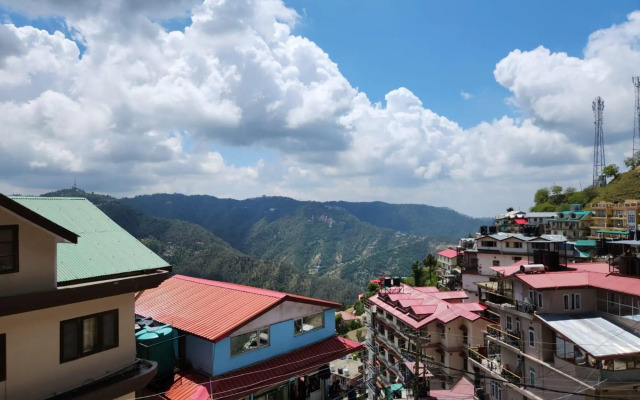 Abhiaak Regency by OYO Rooms