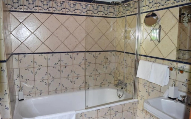 Sobrefuentes Casa De Aldea