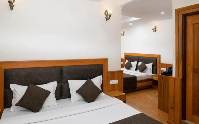 The Posh Hotel near Mall Road with Hassle Free Covered Parking