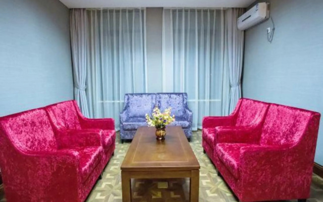 Gela Dandong Business Hotel (VIP Building)