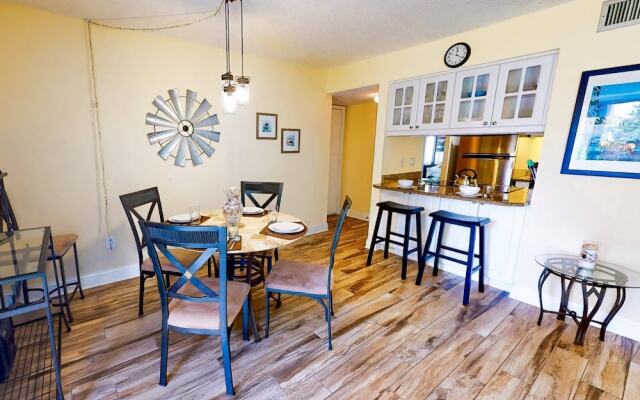 Bay Oaks C Ground Floor