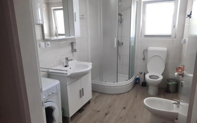 Apartmani Ana-Lora