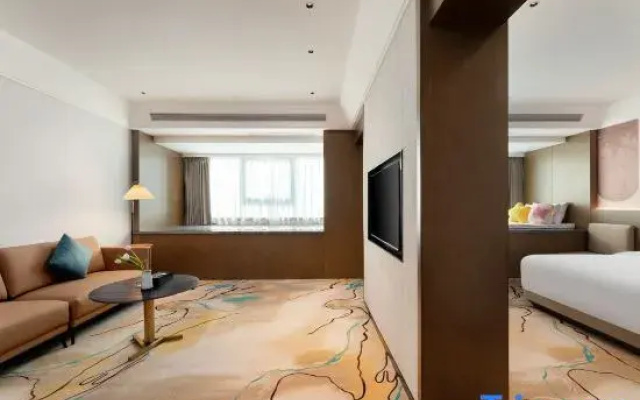 Runhao Haven Hotel(Chengdu Phoenix hill sports Park)