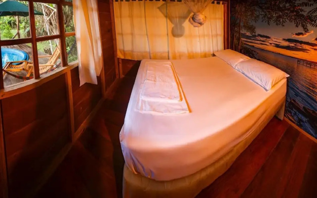 Chomi House Tambopata