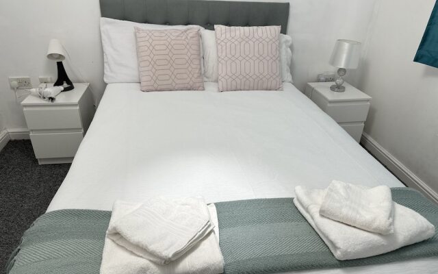 Clover Apartments