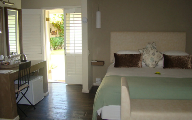 Hermanus Lodge on the Green