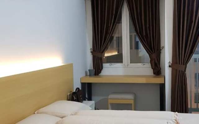 Grand Sentraland Karawang by Gkit Room