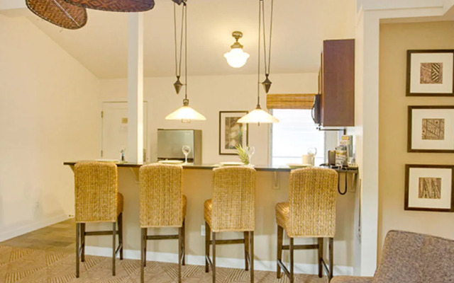 Aina Nalu Condo H208 - 2 Br Condo