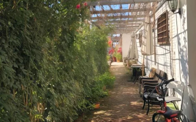 Manhong Homestay Characteristic Homestay
