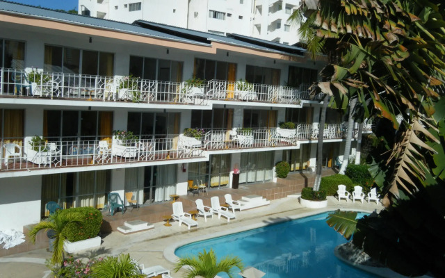 El Tropicano
