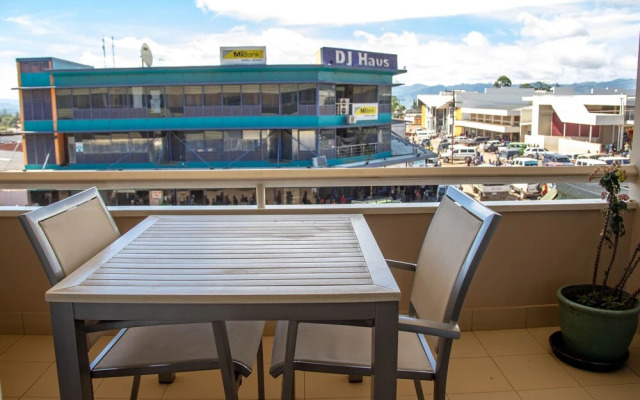 Bird of Paradise Hotel & Apartments
