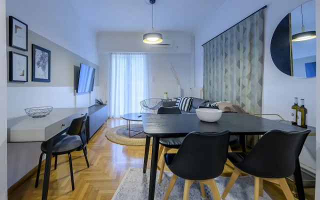 Fully Renovated Flat in Prime Location