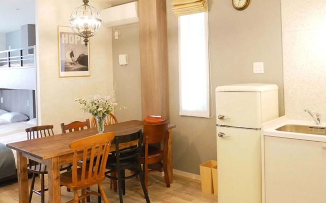 7 Rooms Hotel & Cafe 東京葛西