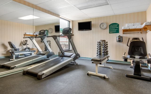 Quality Inn & Suites North