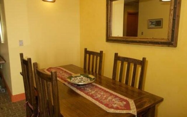 Bear Creek Lodge