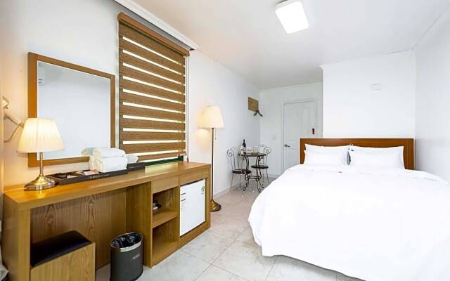 Yangyang Hotel Carrot