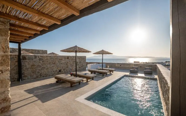 Lithia Exclusive Villas