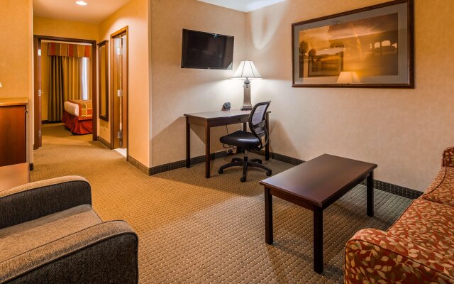 Best Western Plus Ticonderoga Inn & Suites