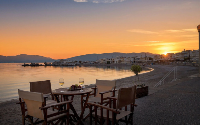 holiday home, Charaki
