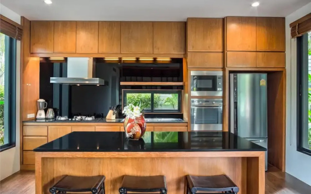 Modern Zen Pool Villa by Rents In Phuket