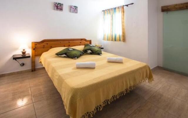 Vacation Apartment Lanzarote Rent a car "A"