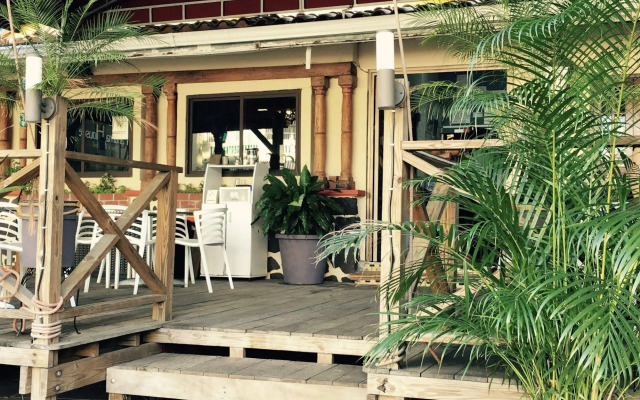 Panama House Bed & Breakfast