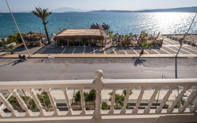 Nars Ilica Hotel Beach (Adults Only +12)