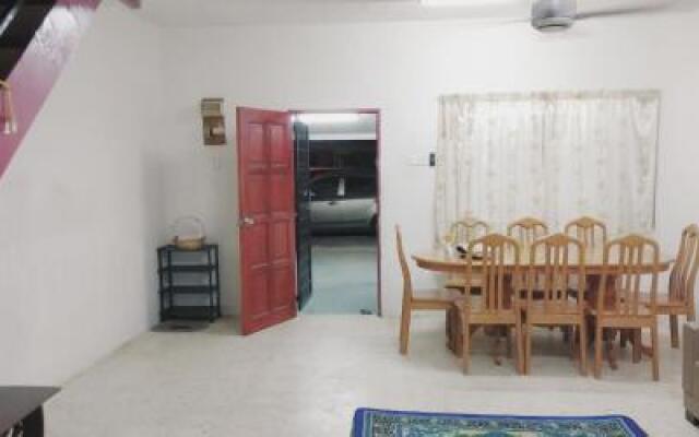 Homestay Bungalow Ayer Keroh Melaka