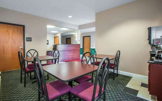 Econo Lodge Harrisburg - Hershey