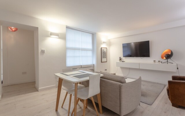 Modern 1 Bedroom Apartment in Notting Hill