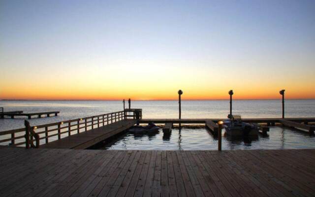 Galleon Bay Condominium 605