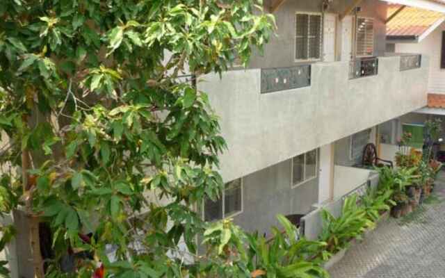 Baan Siwali Guest House