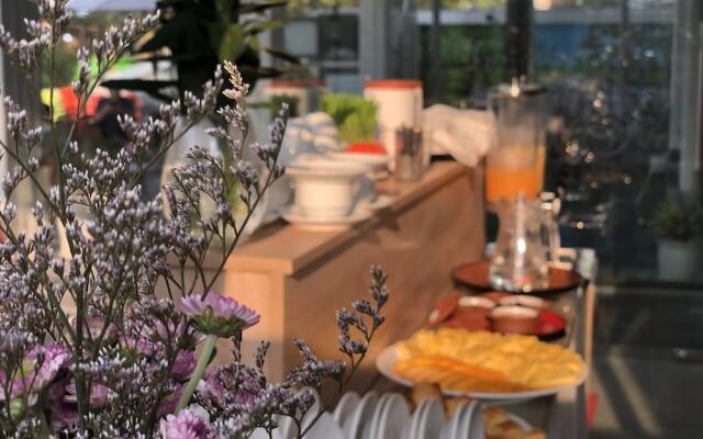 Hoi An Grace River Villa