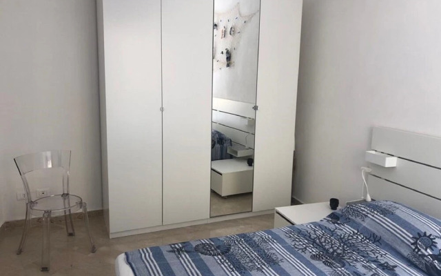 the Big Apartament Annee Elegant and Cozy---------------------------------------