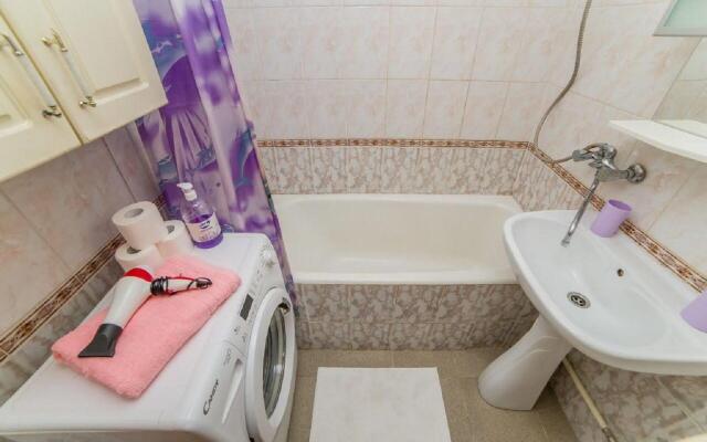 Европа Центр на улице Индустрии