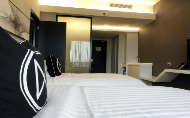 M Roof Hotel & Residences