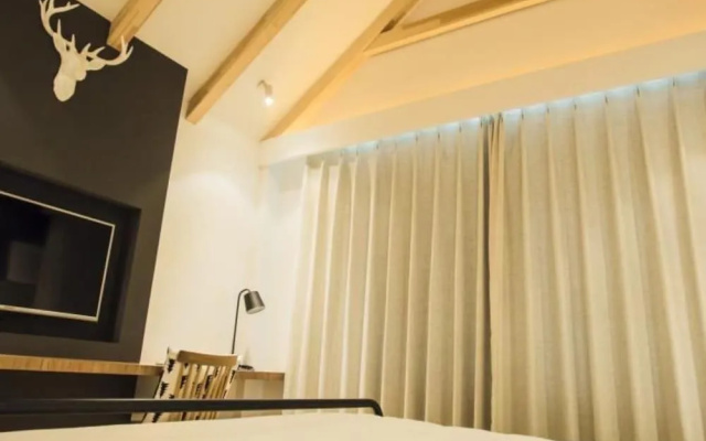 Floral Hotel Yin She Qingdao