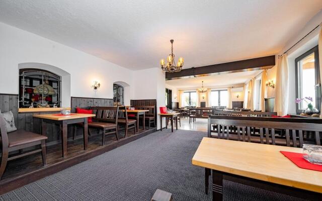 Berggasthof Hotel Adersberg