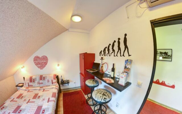 Hostel No9