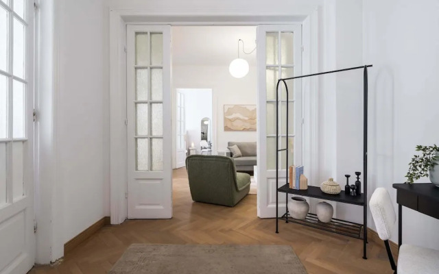 Stunning 3BR Apartment in Bucharest