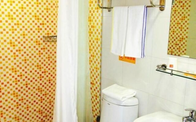 Home Inn Zhangjiajie Meridian Road Daqiao Road