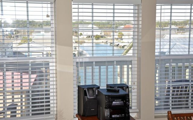 Pier Watch Villas 303 6 Br condo by RedAwning