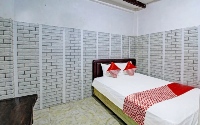 Coupis Guesthouse by OYO Rooms