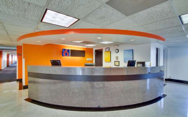 Motel 6 Dallas, TX - Fair Park