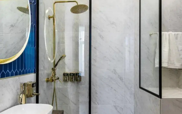 Old Town Luxury Suites
